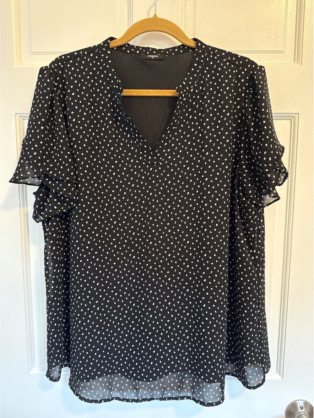 Lotusmile Black and White Polka Dot Blouse XXL